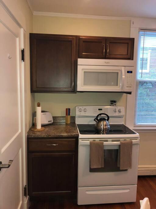 Apartment Walk To Downtown Salem